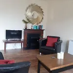 Apartment Bay *