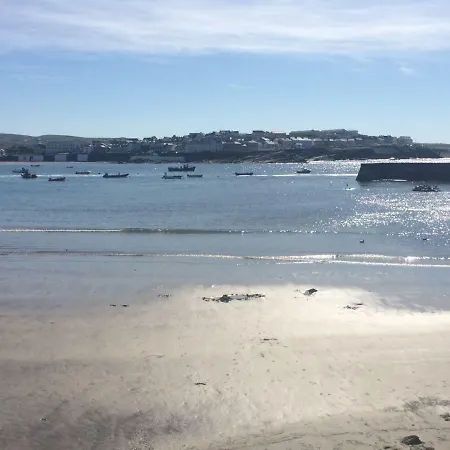 Bay Lejlighed