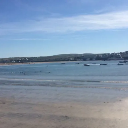 Bay *