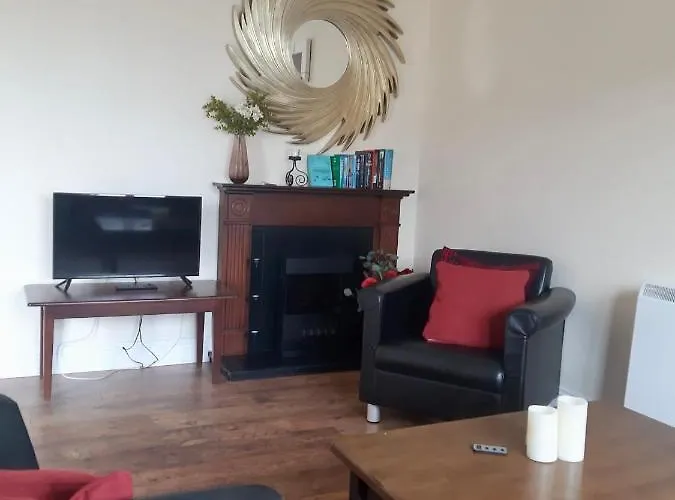 Apartment Bay *