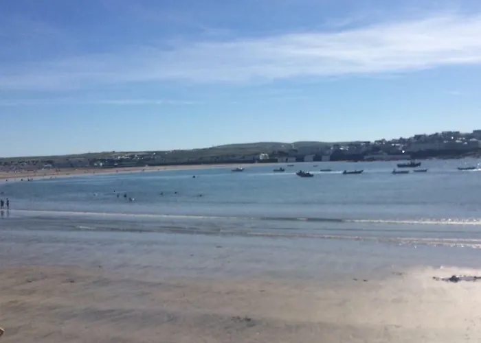 Bay *